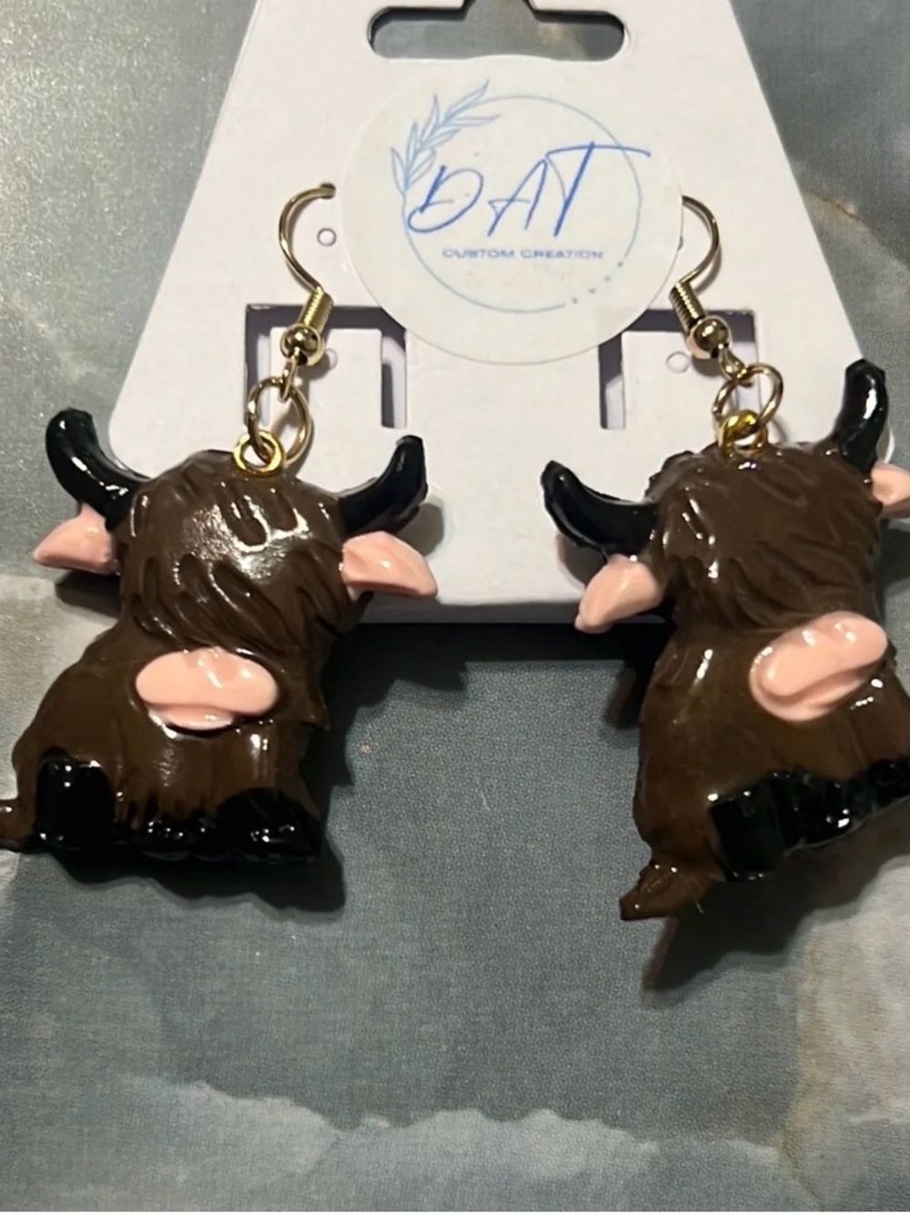 Handmade Highland Cow Dangle Earrings - Brown & Black